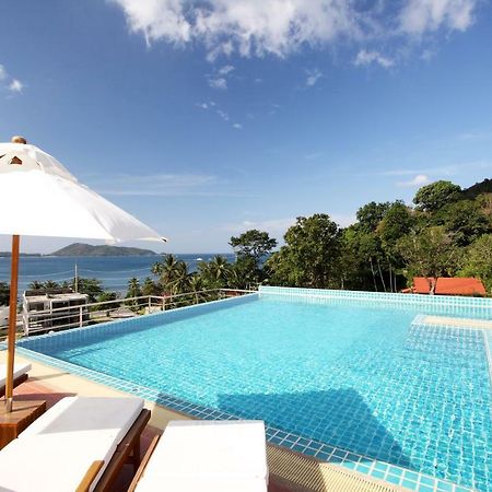 The Baycliff Residences Patong Exterior photo