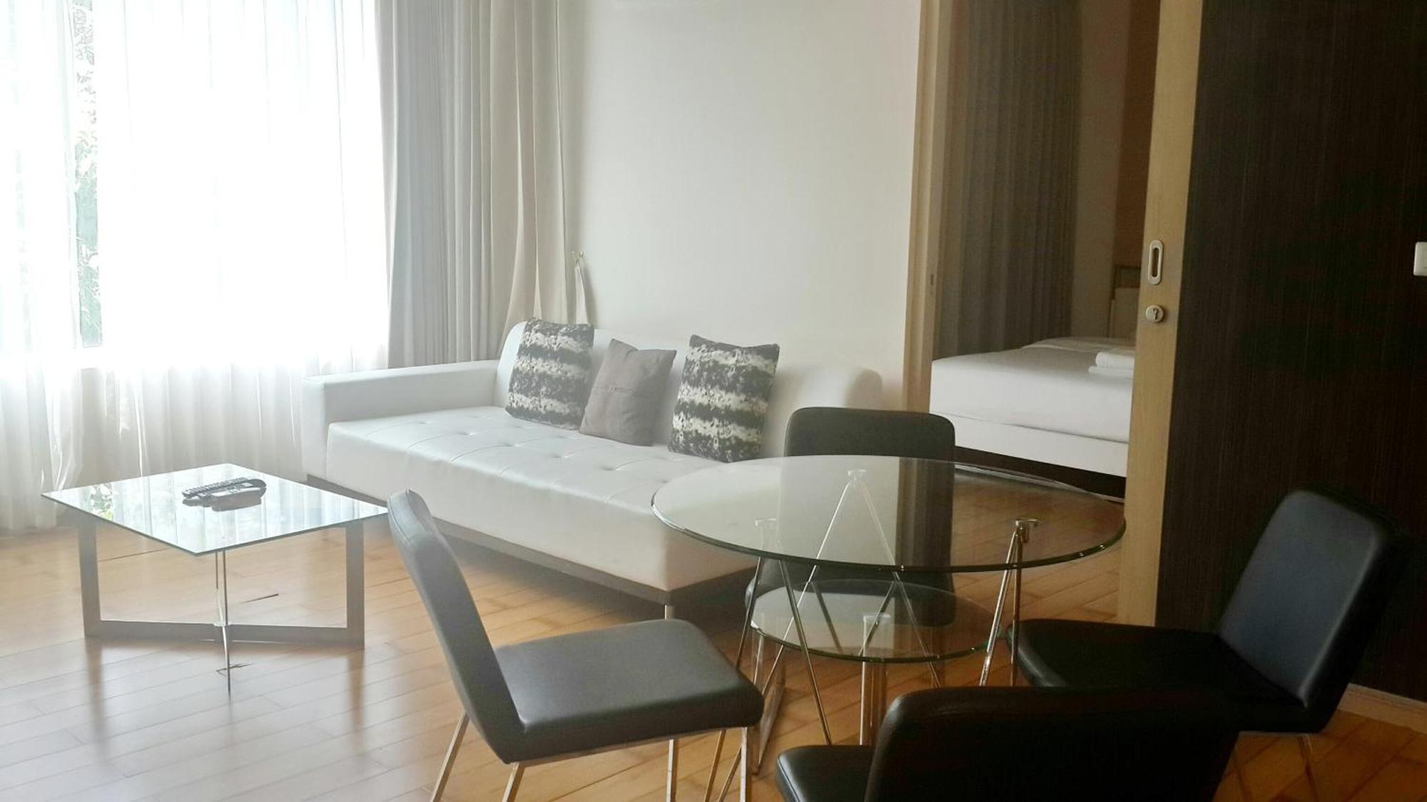 The Baycliff Residences Patong Room photo