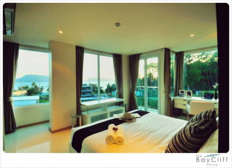 The Baycliff Residences Patong Exterior photo
