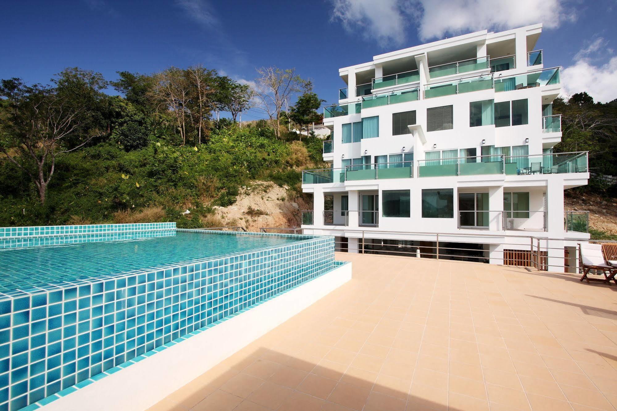 The Baycliff Residences Patong Exterior photo